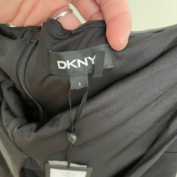 DKNY SLEEVELESS HALTER NECK JUMPSUIT - Picture 9 of 9